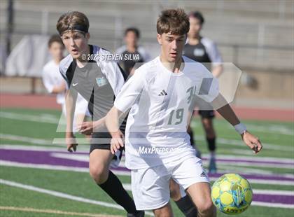 Thumbnail 2 in Helix vs. Mira Mesa (45th Annual East County Holiday Classic) photogallery.