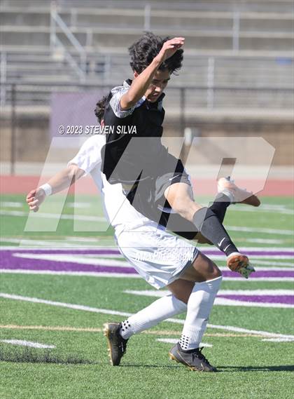 Thumbnail 3 in Helix vs. Mira Mesa (45th Annual East County Holiday Classic) photogallery.