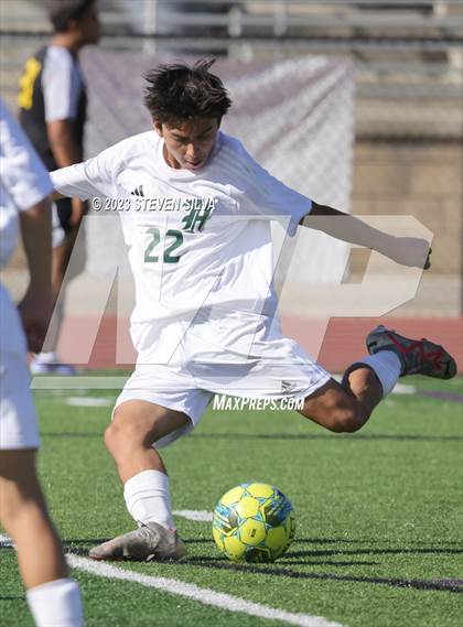 Thumbnail 2 in Helix vs. Mira Mesa (45th Annual East County Holiday Classic) photogallery.