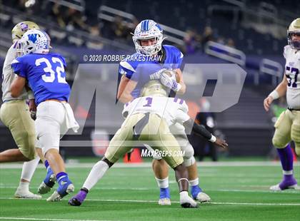 Thumbnail 2 in Windthorst vs. Mart (UIL 2A Division 1 State Final) photogallery.