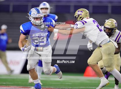 Thumbnail 2 in Windthorst vs. Mart (UIL 2A Division 1 State Final) photogallery.