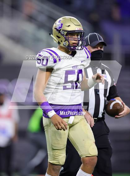Thumbnail 2 in Windthorst vs. Mart (UIL 2A Division 1 State Final) photogallery.