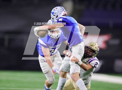 Thumbnail 3 in Windthorst vs. Mart (UIL 2A Division 1 State Final) photogallery.