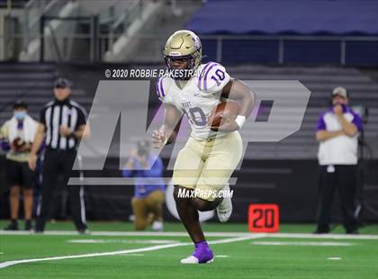 Thumbnail 3 in Windthorst vs. Mart (UIL 2A Division 1 State Final) photogallery.