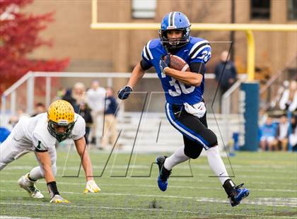 Thumbnail 1 in Elk Grove vs Lake Zurich (IHSA 7A First Round Playoff) photogallery.