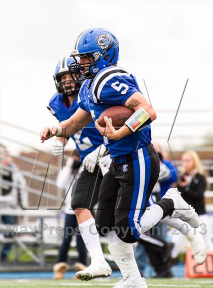 Thumbnail 1 in Elk Grove vs Lake Zurich (IHSA 7A First Round Playoff) photogallery.