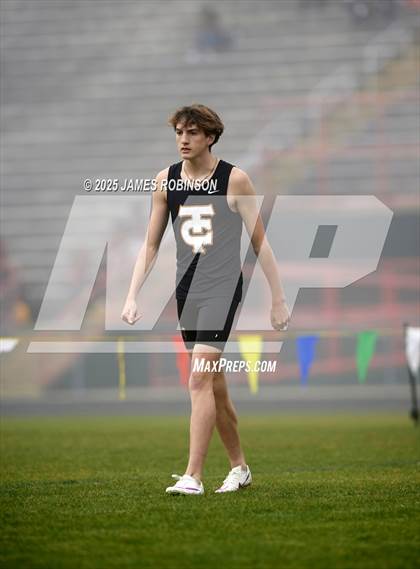 Thumbnail 1 in Mandarin Preseason Classic (3000 Meters) photogallery.