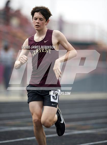 Thumbnail 1 in Mandarin Preseason Classic (3000 Meters) photogallery.
