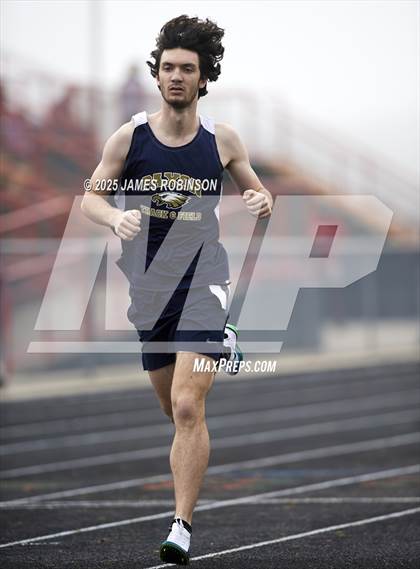 Thumbnail 1 in Mandarin Preseason Classic (3000 Meters) photogallery.