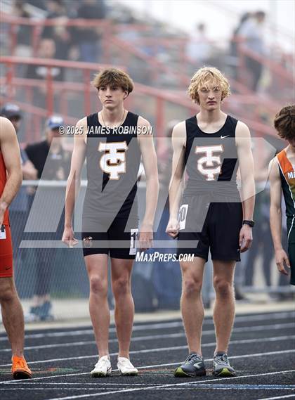 Thumbnail 3 in Mandarin Preseason Classic (3000 Meters) photogallery.