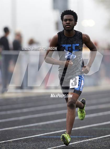 Thumbnail 3 in Mandarin Preseason Classic (3000 Meters) photogallery.