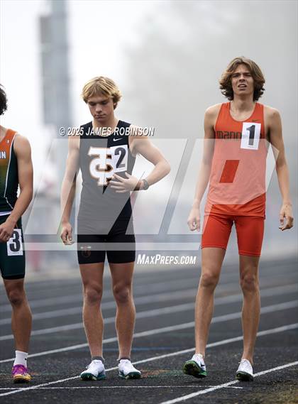Thumbnail 1 in Mandarin Preseason Classic (3000 Meters) photogallery.