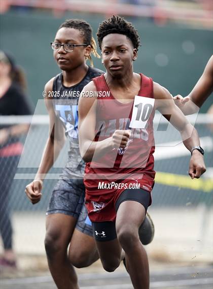 Thumbnail 1 in Mandarin Preseason Classic (3000 Meters) photogallery.