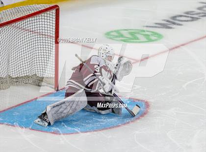 Thumbnail 3 in Hingham vs Bishop Stang (MIAA Division 1 Final) photogallery.