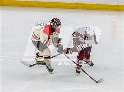 Thumbnail 3 in Hingham vs Bishop Stang (MIAA Division 1 Final) photogallery.