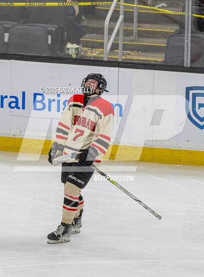 Thumbnail 2 in Hingham vs Bishop Stang (MIAA Division 1 Final) photogallery.