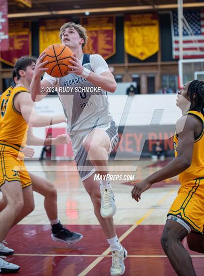 Thumbnail 2 in Georgetown Prep vs. St. Xavier (Torrey Pines Holiday Classic) photogallery.