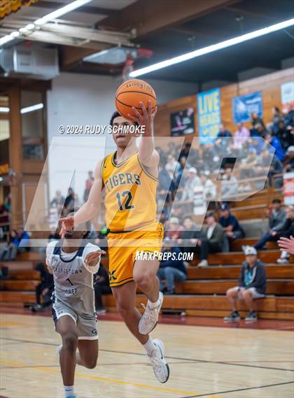 Thumbnail 3 in Georgetown Prep vs. St. Xavier (Torrey Pines Holiday Classic) photogallery.