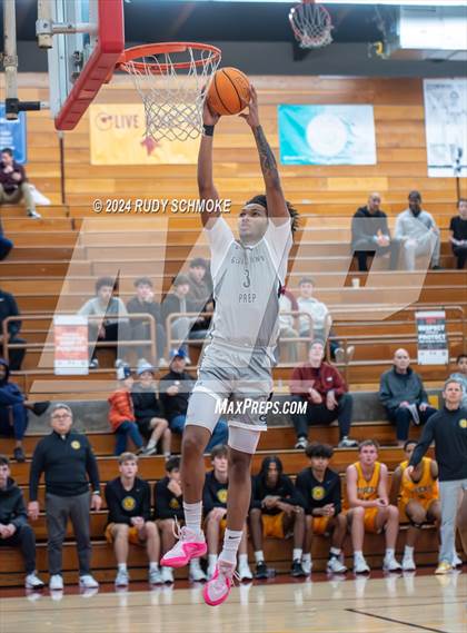 Thumbnail 1 in Georgetown Prep vs. St. Xavier (Torrey Pines Holiday Classic) photogallery.