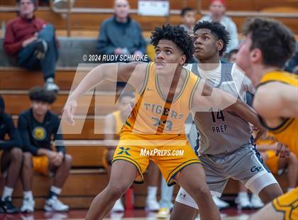 Thumbnail 2 in Georgetown Prep vs. St. Xavier (Torrey Pines Holiday Classic) photogallery.