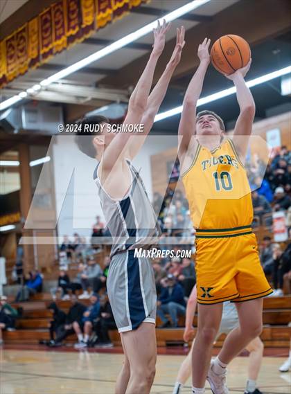 Thumbnail 1 in Georgetown Prep vs. St. Xavier (Torrey Pines Holiday Classic) photogallery.