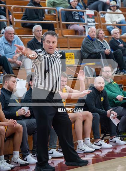 Thumbnail 3 in Georgetown Prep vs. St. Xavier (Torrey Pines Holiday Classic) photogallery.