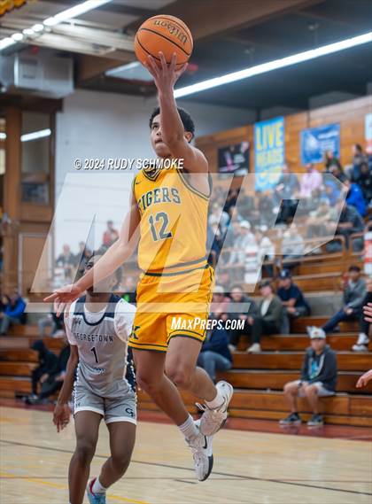 Thumbnail 1 in Georgetown Prep vs. St. Xavier (Torrey Pines Holiday Classic) photogallery.