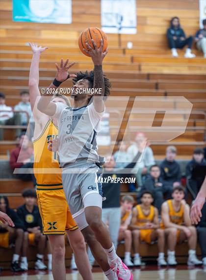 Thumbnail 3 in Georgetown Prep vs. St. Xavier (Torrey Pines Holiday Classic) photogallery.