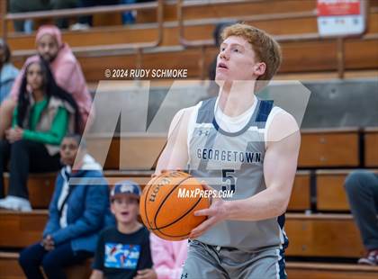 Thumbnail 1 in Georgetown Prep vs. St. Xavier (Torrey Pines Holiday Classic) photogallery.