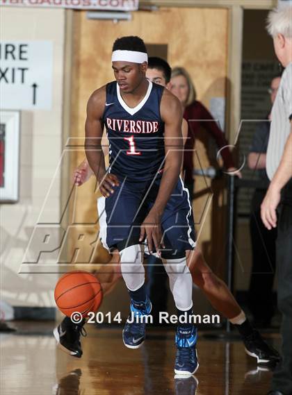 Thumbnail 2 in Florida Air Academy vs. Riverside (City of Palms Classic) photogallery.