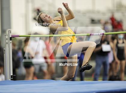 Thumbnail 2 in Hamilton Southeastern (IHSAA Sectional) photogallery.
