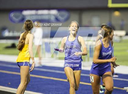 Thumbnail 2 in Hamilton Southeastern (IHSAA Sectional) photogallery.