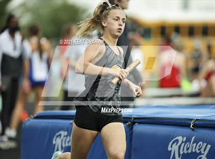 Thumbnail 1 in Hamilton Southeastern (IHSAA Sectional) photogallery.