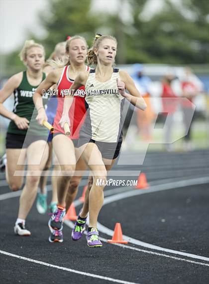 Thumbnail 3 in Hamilton Southeastern (IHSAA Sectional) photogallery.