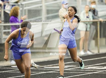Thumbnail 3 in Hamilton Southeastern (IHSAA Sectional) photogallery.