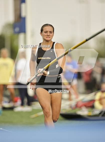 Thumbnail 3 in Hamilton Southeastern (IHSAA Sectional) photogallery.