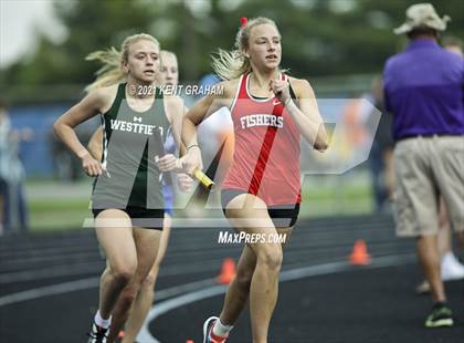 Thumbnail 2 in Hamilton Southeastern (IHSAA Sectional) photogallery.