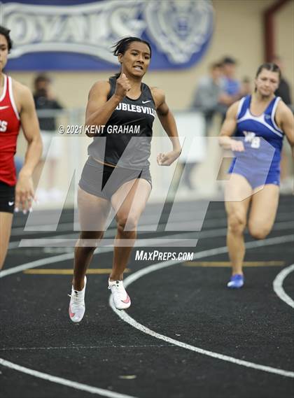 Thumbnail 1 in Hamilton Southeastern (IHSAA Sectional) photogallery.