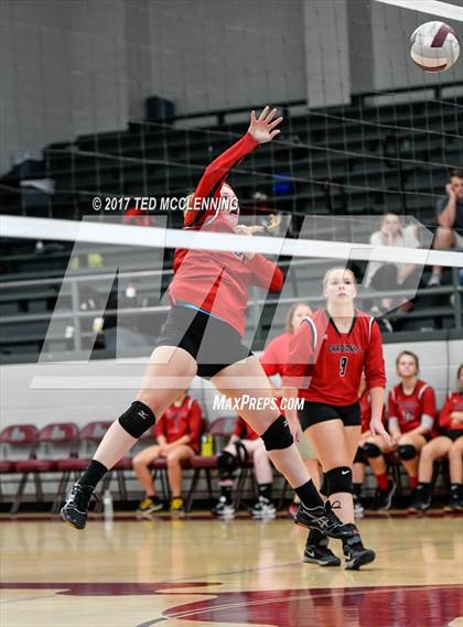 Thumbnail 2 in Harmony Grove @ Perryville photogallery.
