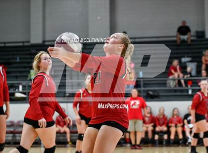 Thumbnail 2 in Harmony Grove @ Perryville photogallery.