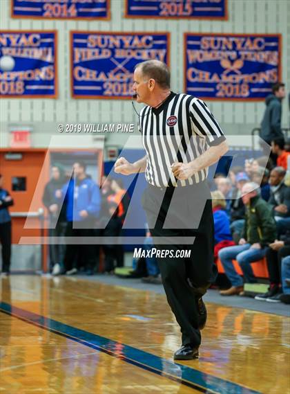 Thumbnail 2 in Middletown vs. Kingston (Section 9 Class AA Championship) photogallery.