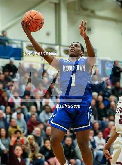 Thumbnail 1 in Middletown vs. Kingston (Section 9 Class AA Championship) photogallery.