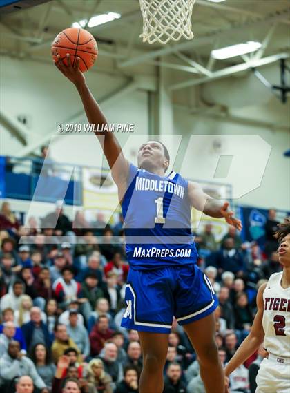 Thumbnail 2 in Middletown vs. Kingston (Section 9 Class AA Championship) photogallery.