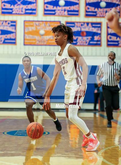 Thumbnail 2 in Middletown vs. Kingston (Section 9 Class AA Championship) photogallery.