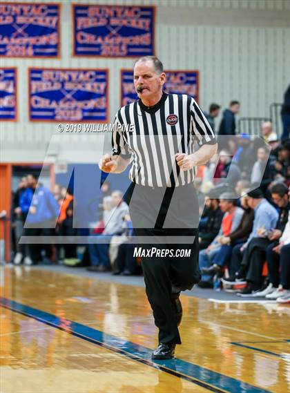 Thumbnail 3 in Middletown vs. Kingston (Section 9 Class AA Championship) photogallery.