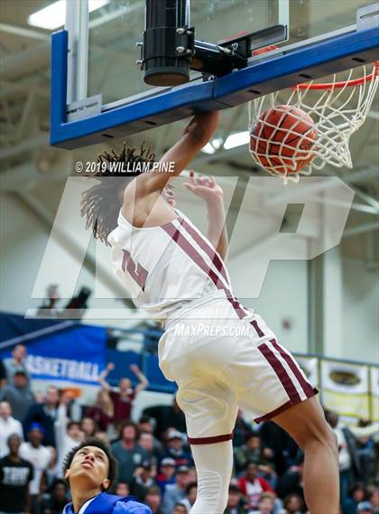 Thumbnail 1 in Middletown vs. Kingston (Section 9 Class AA Championship) photogallery.