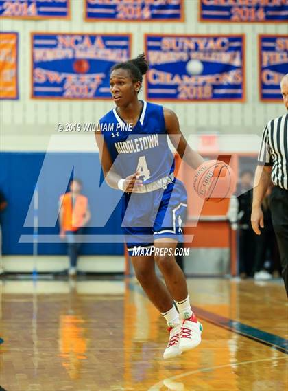 Thumbnail 2 in Middletown vs. Kingston (Section 9 Class AA Championship) photogallery.