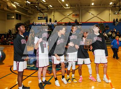 Thumbnail 2 in Middletown vs. Kingston (Section 9 Class AA Championship) photogallery.
