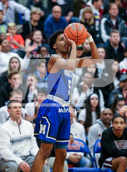 Thumbnail 2 in Middletown vs. Kingston (Section 9 Class AA Championship) photogallery.