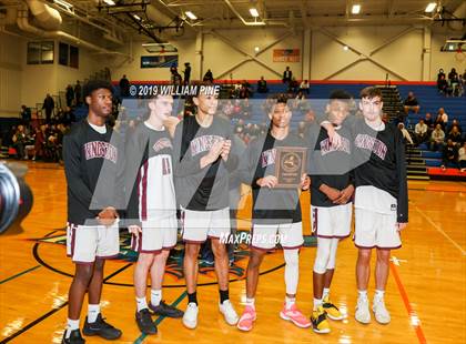 Thumbnail 3 in Middletown vs. Kingston (Section 9 Class AA Championship) photogallery.
